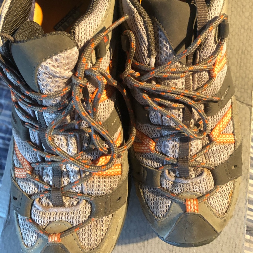 Merrell women’s size 9